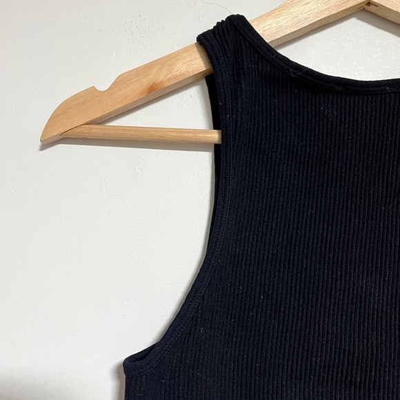 Zara Ribbed Cropped Knit Tank Top - XS - Picture 5 of 10